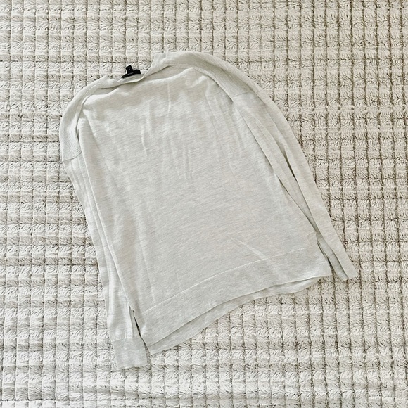 J Crew Gray V-Neck Sweater - Picture 2 of 4